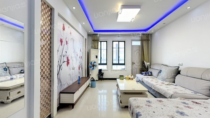 美景河畔二手房实景图