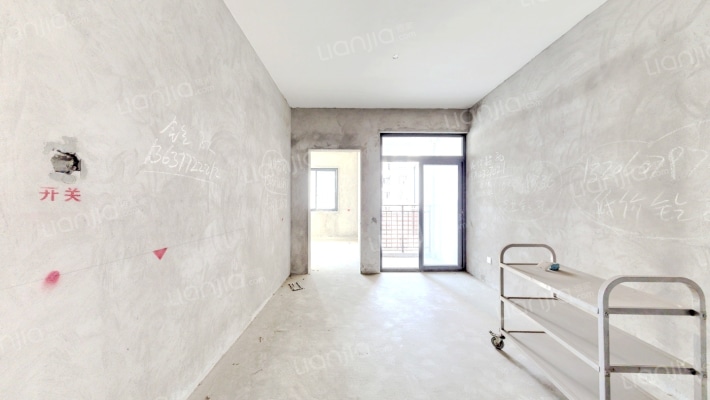 朗苑二手房实景图