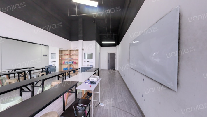 中体SPORTS城二手房实景图