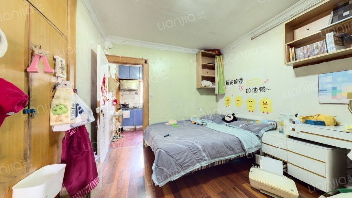 控江新村二手房实景图