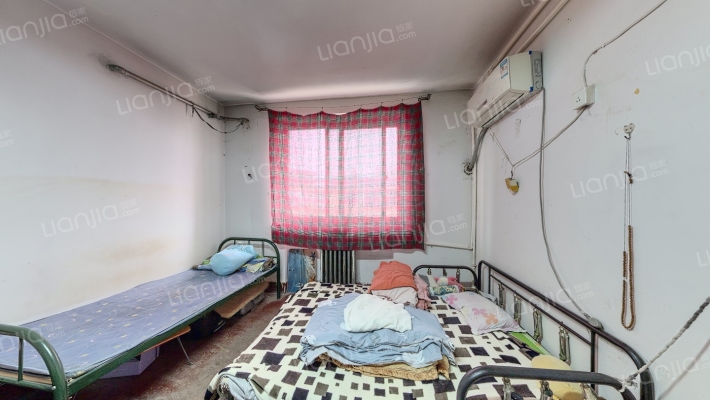 经编厂宿舍二手房实景图