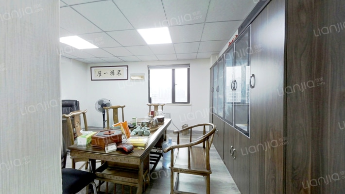 恒盛大厦二手房实景图