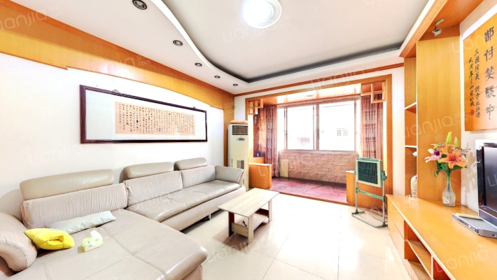 新江新村二手房实景图