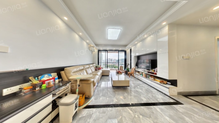 庐峰翠苑二手房实景图