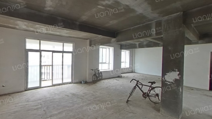 西湖华庭二手房实景图