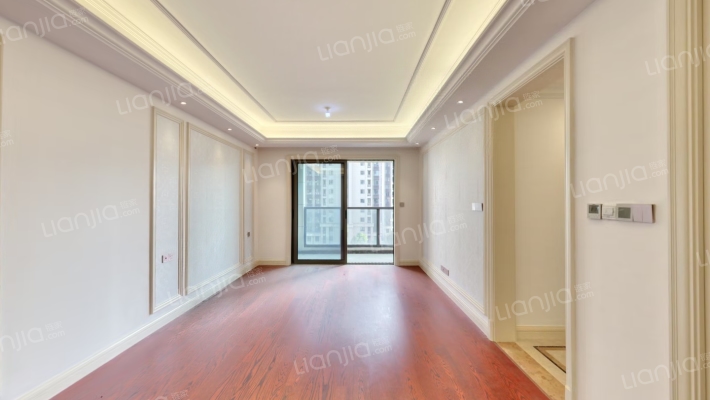 海尔翡翠文华H区二手房实景图