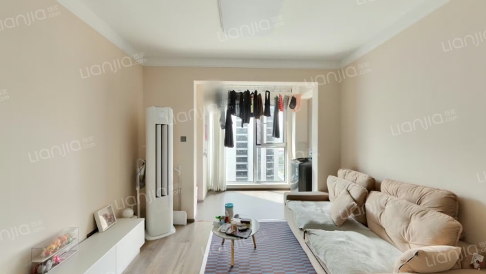 万科滨江都会（秀清园）二手房实景图