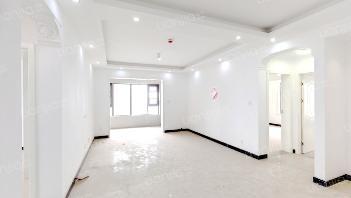 东润城臻园二手房实景图