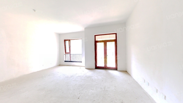 巴黎一号二手房实景图