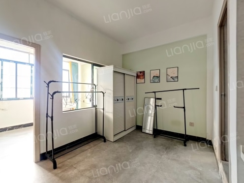 整租·荣盛公馆 1室1厅 东/南