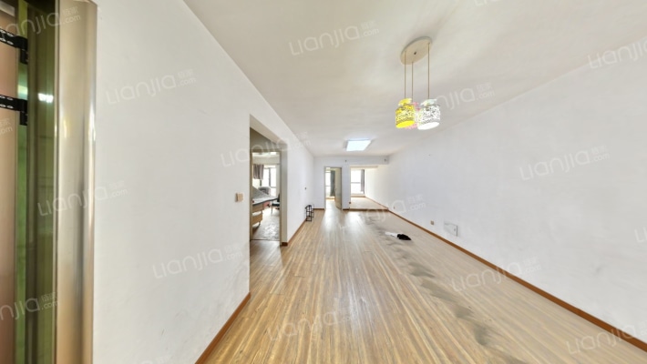 红星紫郡二手房实景图