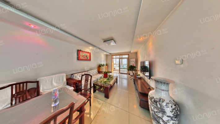 世纪新苑二手房实景图