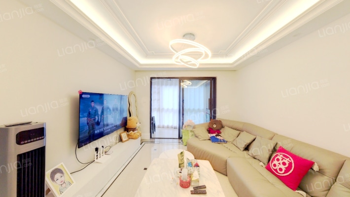 青秀2046二手房实景图