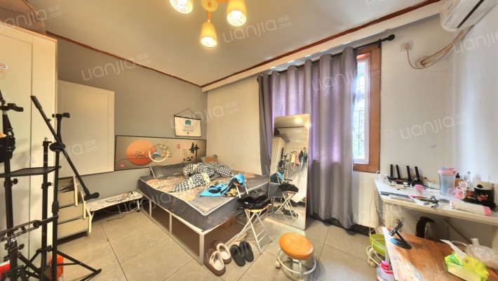 高攀教师苑11号二手房实景图