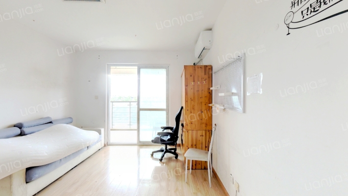 逸境南苑二手房实景图