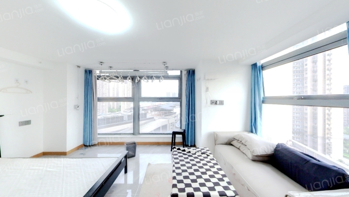 赛格时代广场二手房实景图