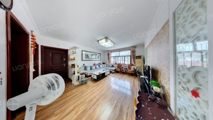 龙泉街1643号东区二手房实景图