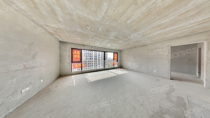 东亚新华国樾华府二手房实景图