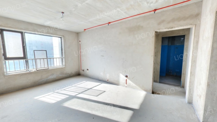 国泰龙城湾B区二手房实景图