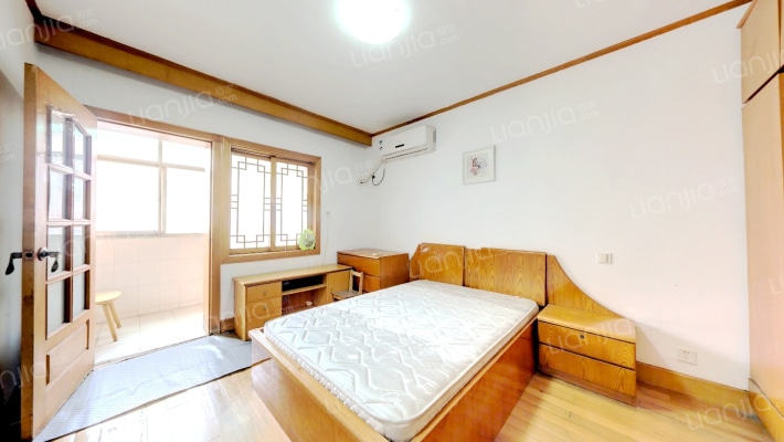 进香河10-16（双号）二手房实景图