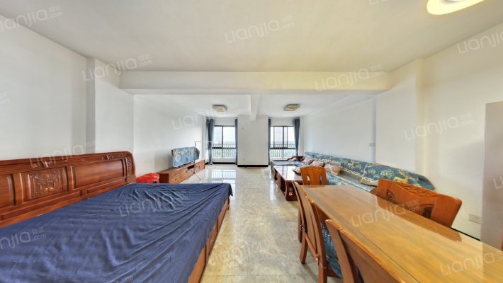 梦唤滨海二手房实景图