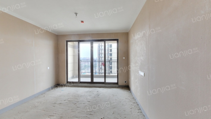 碧桂园双湖城北院二手房实景图