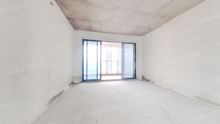 源惠盛世豪庭二手房实景图