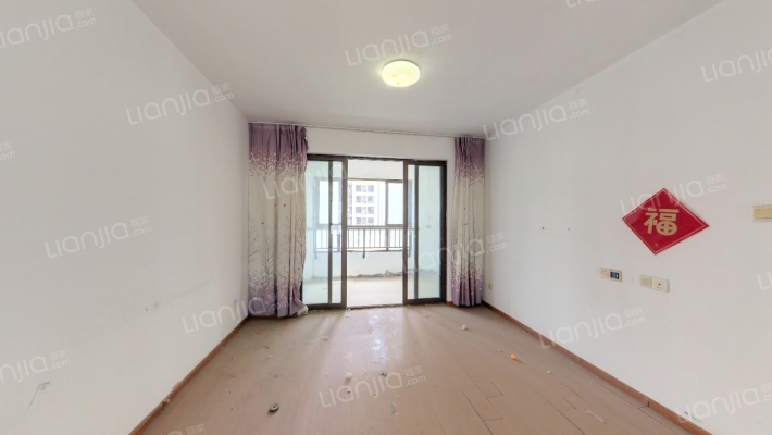 万达揽湖苑C区二手房实景图