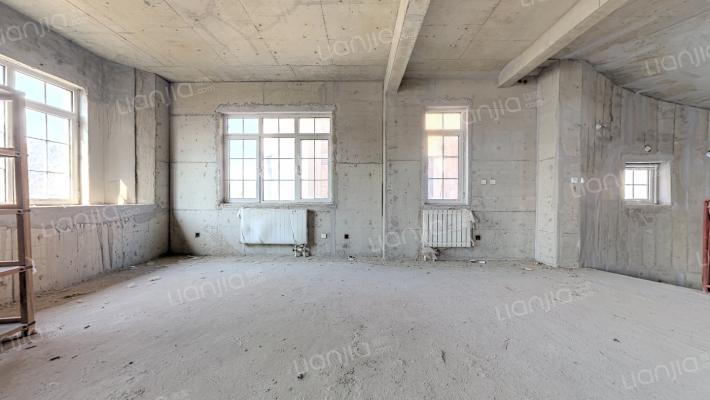 首创澜茵山二手房实景图