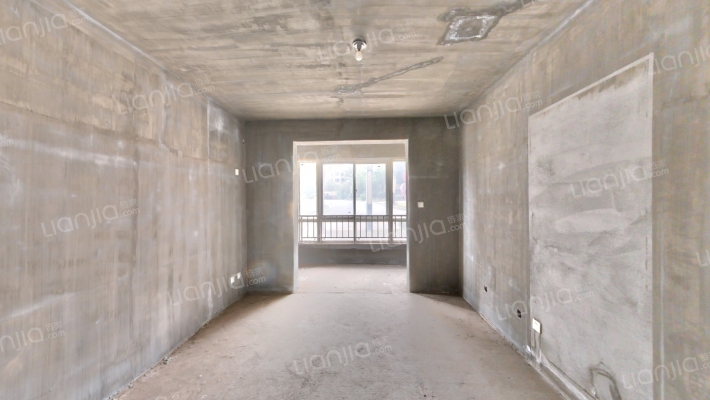 龙发龙泊湾二手房实景图