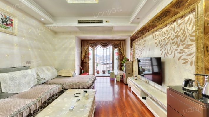 沪万家园二手房实景图