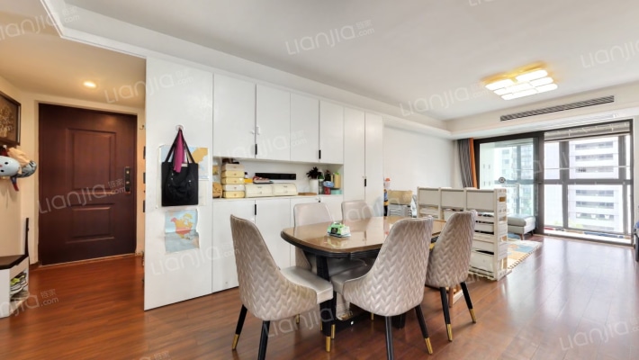 花语江南二手房实景图