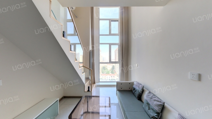 新领公馆二手房实景图