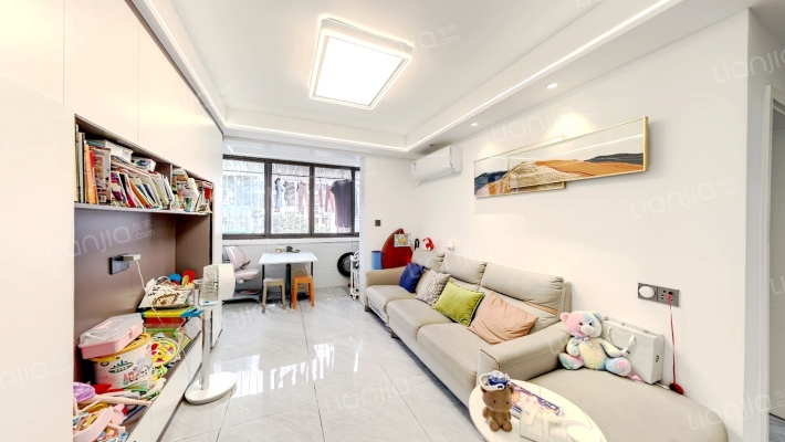 蓉芳里二手房实景图