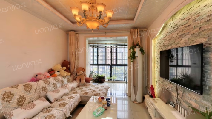 皇家花园二手房实景图