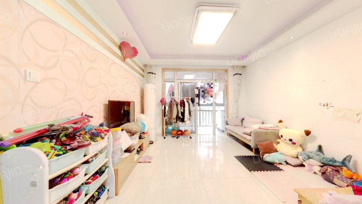 龙腾家园二手房实景图