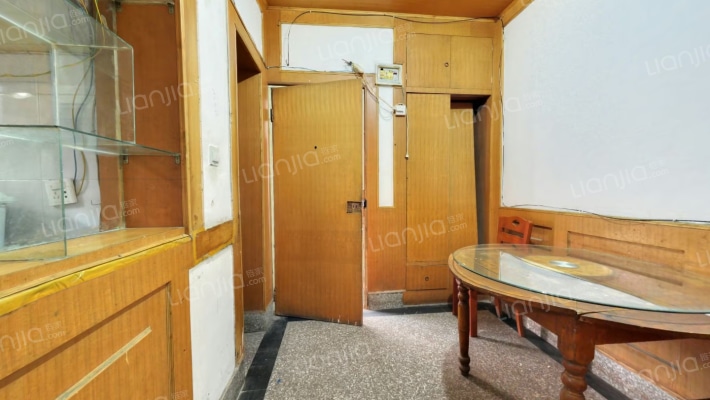 山湖村二手房实景图