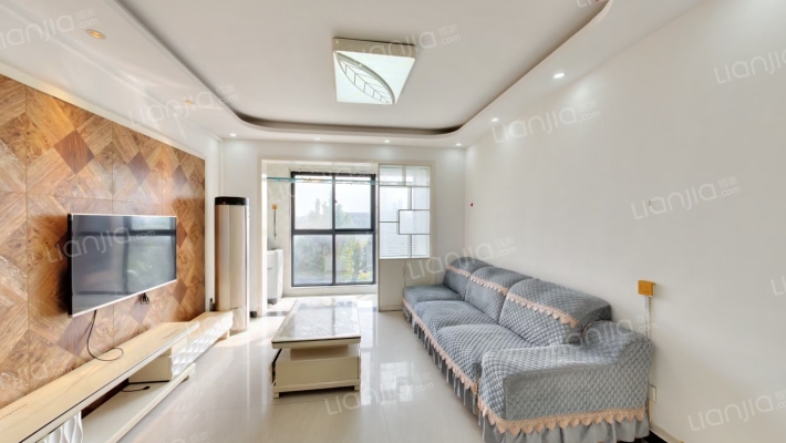 米兰小镇二手房实景图