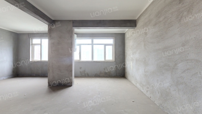 彩云理想城二手房实景图