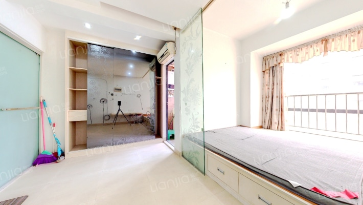 晶城二手房实景图