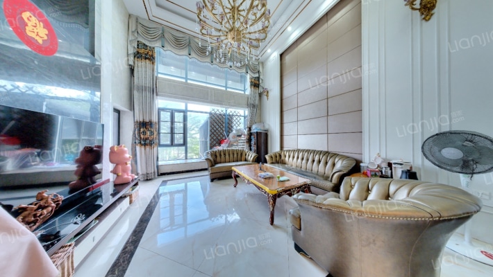 浪琴半岛二手房实景图