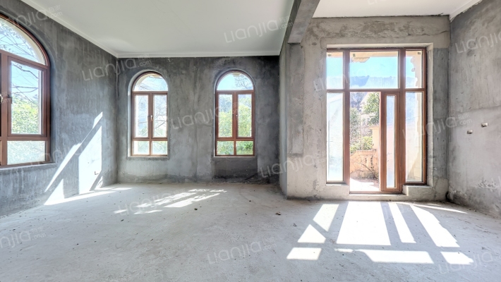 绿野御墅二手房实景图