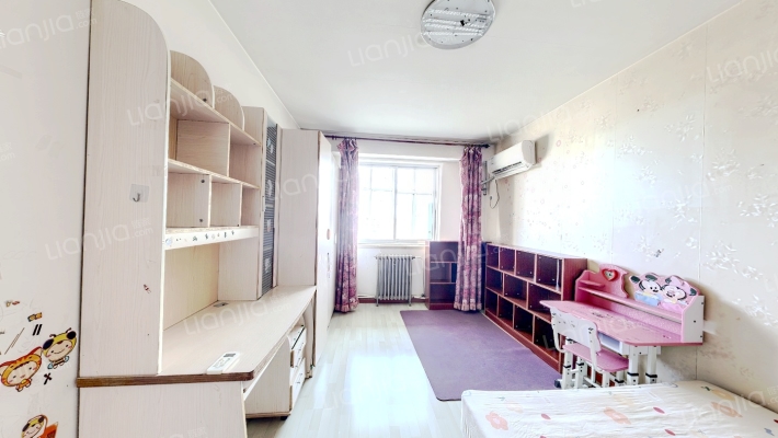 地质楼二手房实景图