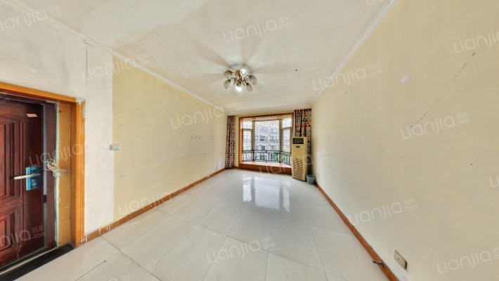 加贝花园二手房实景图