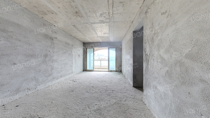 丽日湖逸家园一期二手房实景图