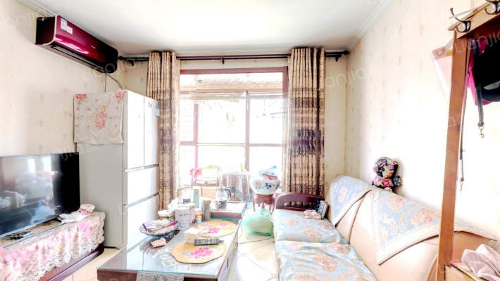 青年城二手房实景图