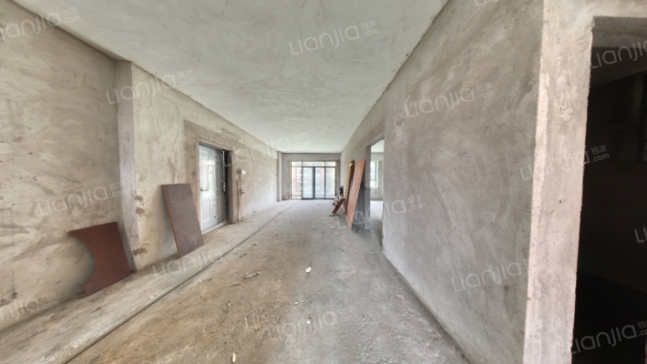 金城港溢湾二手房实景图