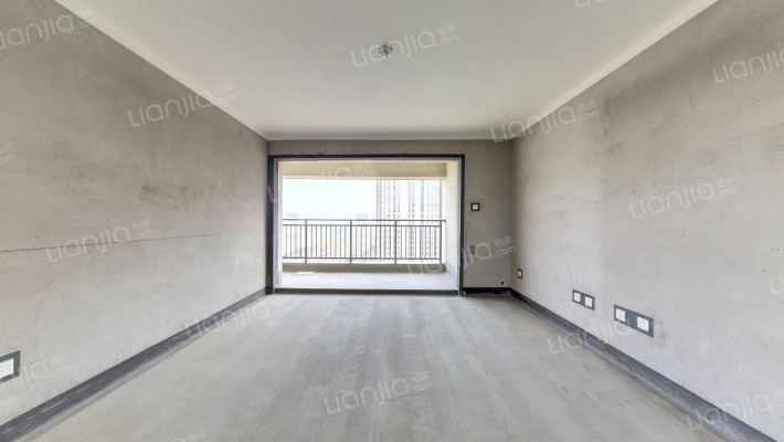 润泓润园二手房实景图