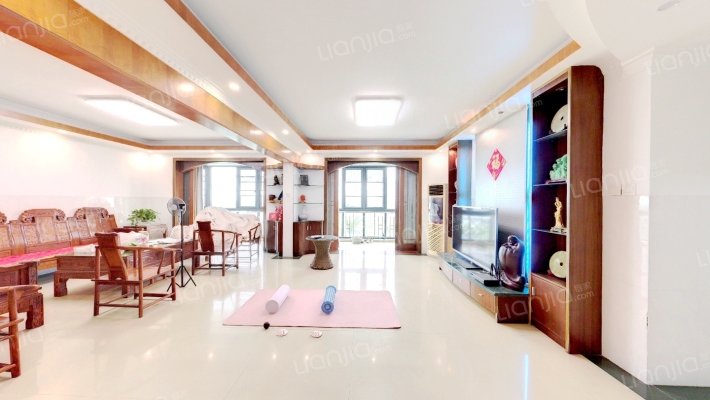 珠海新世界海滨花园二手房实景图