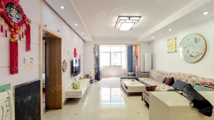 临湖小区二手房实景图